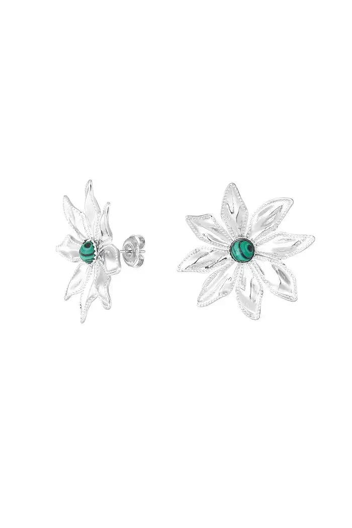 Oorbellen | Goudkleurige bloem oorbellen met kralen | Trendy sieraden Oorbellen | Goudkleurige bloem oorbellen met kralen | Trendy sieraden