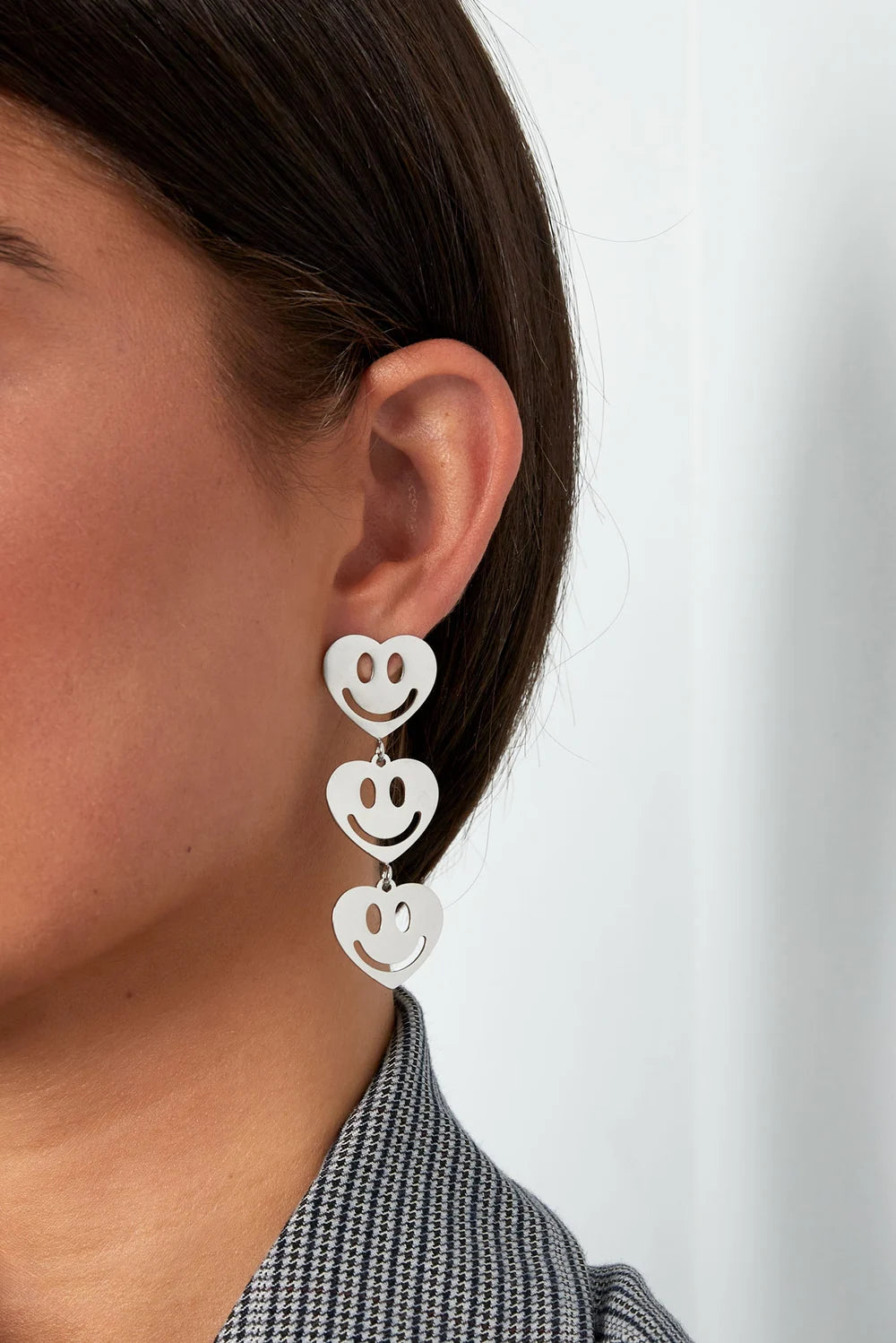 Smiley hart oorbellen dames stainless steel LoveSieraden