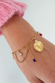 Gouden bedelarmband met hartjes en kraaltjes LoveSieraden
