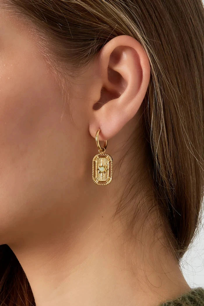 Zilveren oorbellen met rechthoekige hanger LoveSieraden