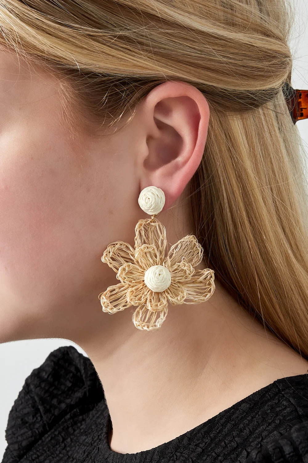 Statementoorbellen met vrolijke bloem LoveSieraden