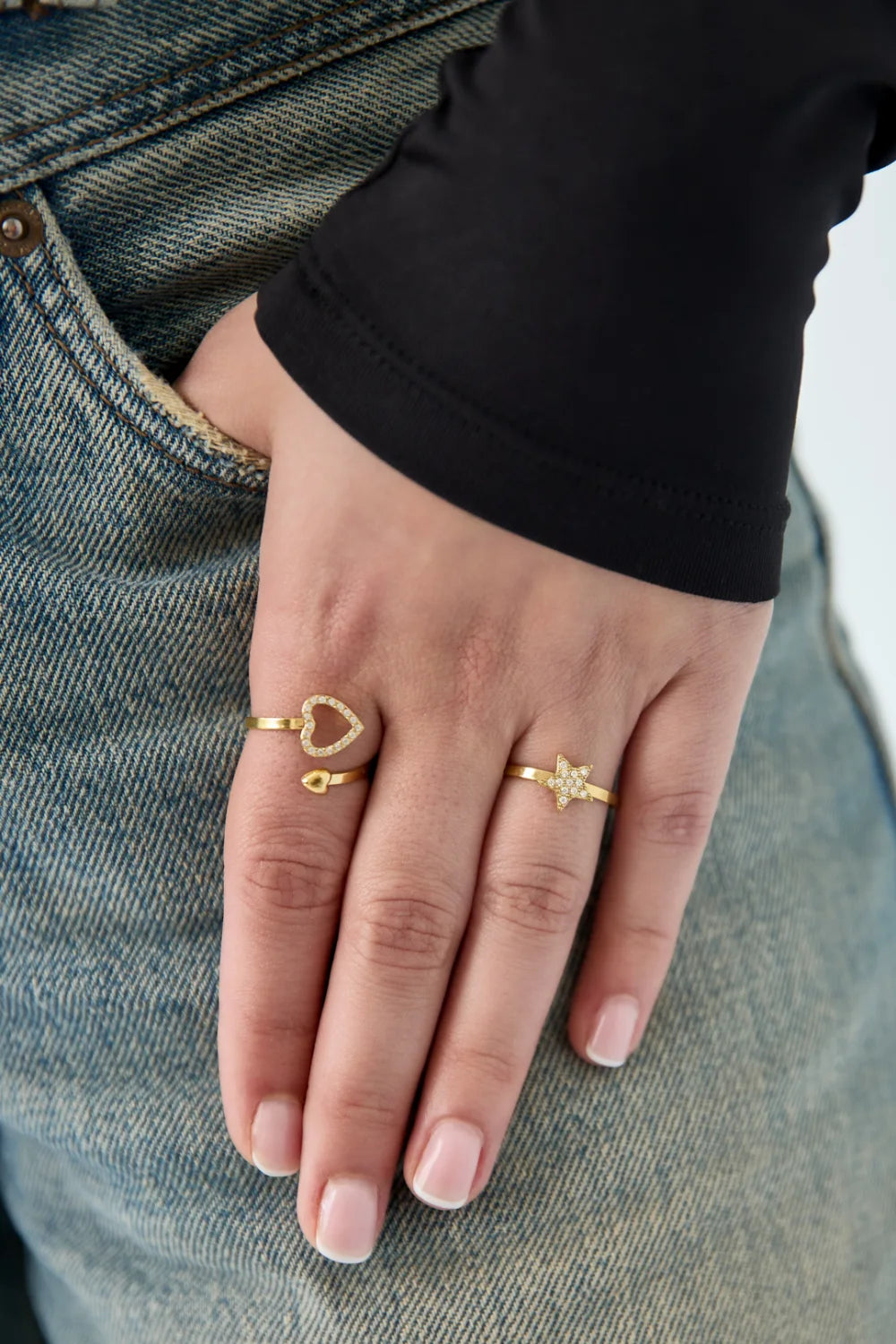 Gouden ring met ster en strass LoveSieraden