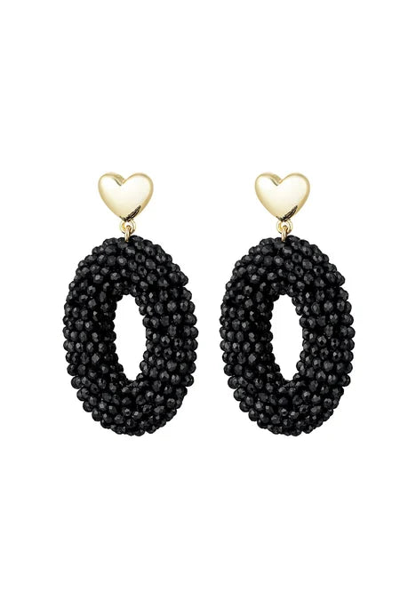 Oorbellen goud hartje en ovalen vorm zwarte kralen LoveSieraden