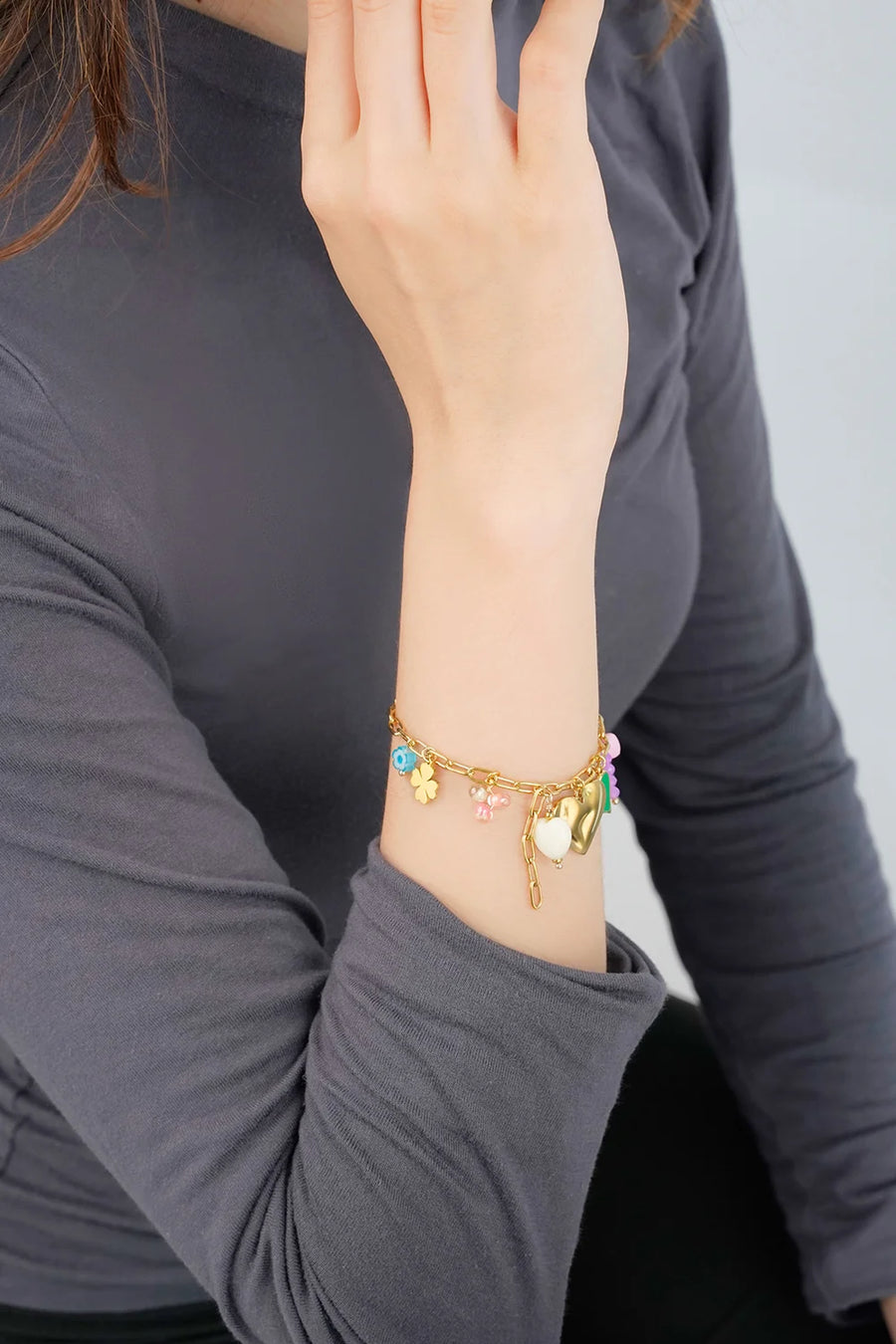 Bedelarmband hartjes en kleurrijke bedels stainless steel LoveSieraden