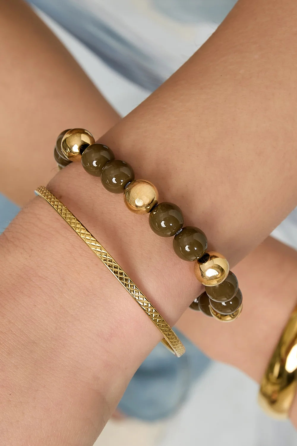 Kralenarmband gekleurde grote en kleine kralen LoveSieraden