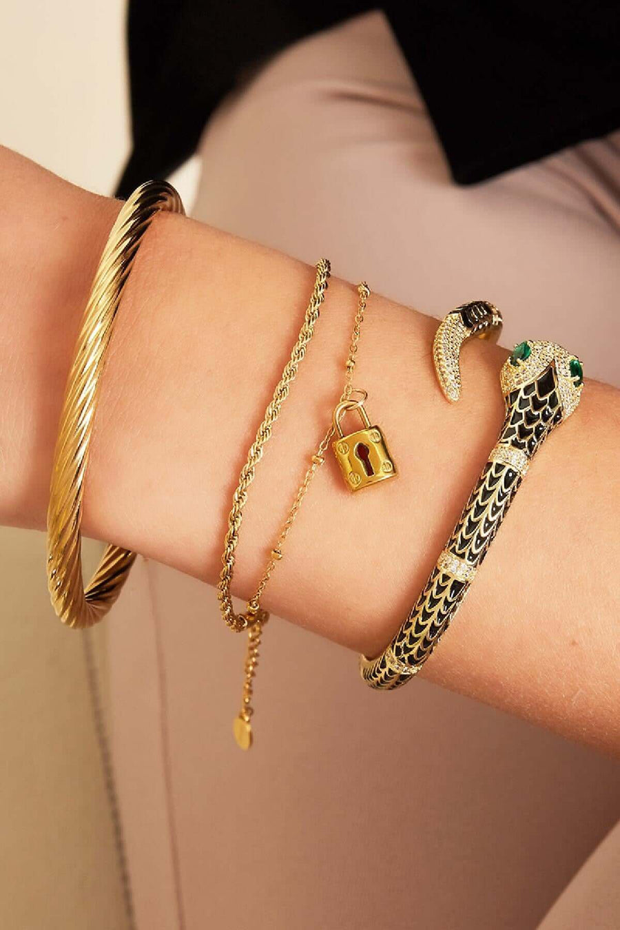 Dubbele armband met hanger slotje model