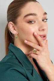 Oorbel met earcuff en groen bloemetje model1