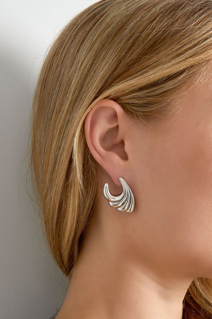 Oorbellen dames zilver golven stainless steel model