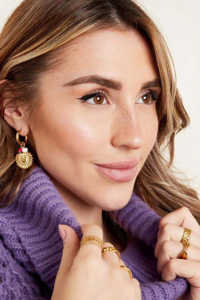 Oorbellen hart in bloem en kraaltjes model