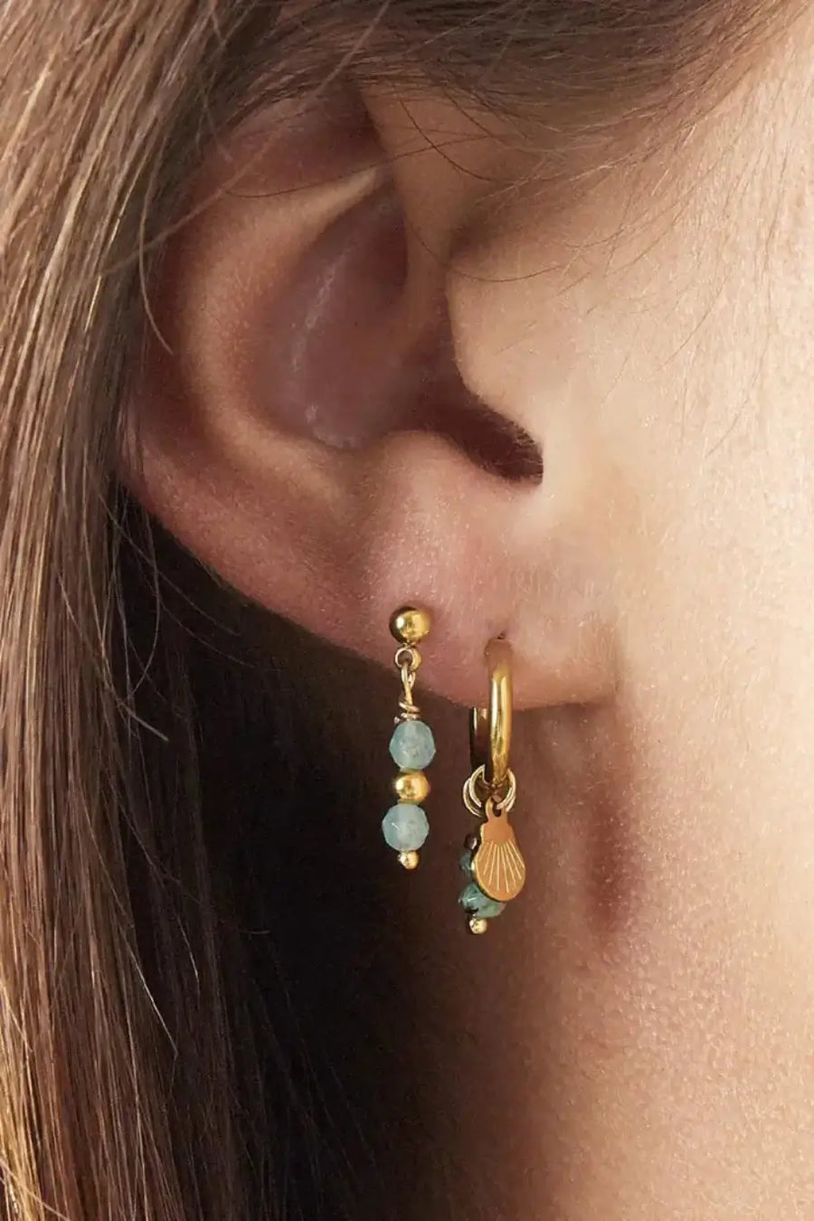 Oorbellen met schelpje en natuursteentjes model