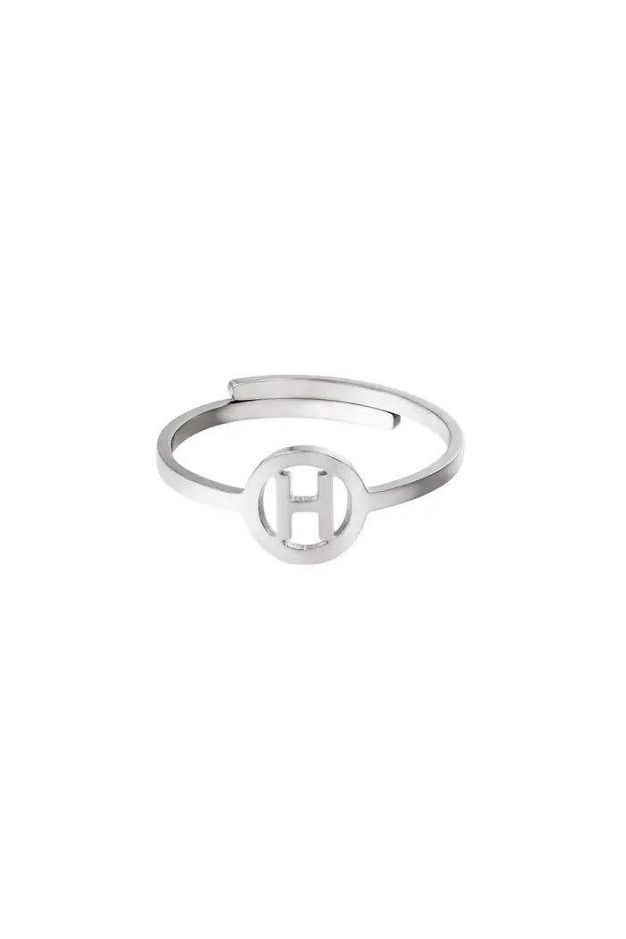 Ring zilver met initiaal H