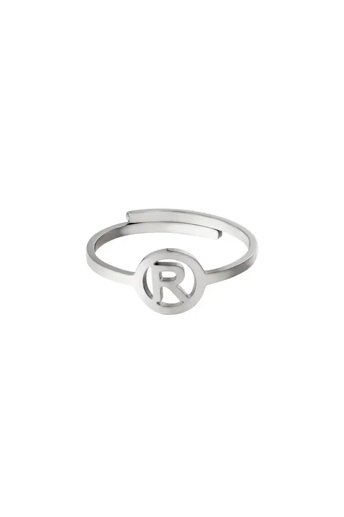 Ring zilver met initiaal R