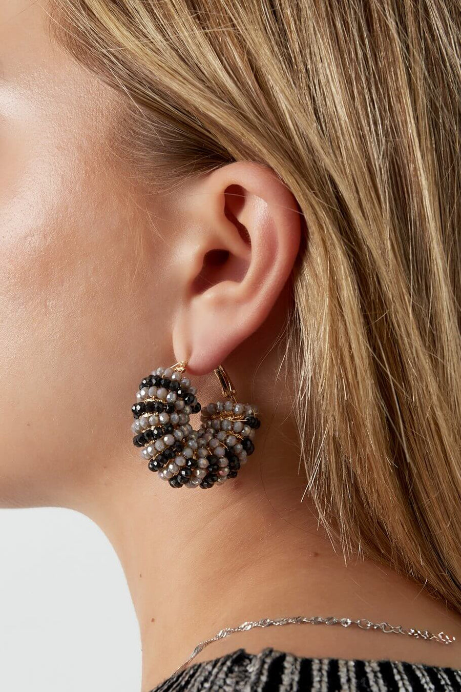 Statement oorbellen kleurrijke glaskralen model