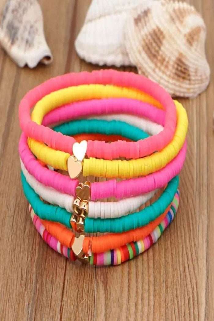 Armband kleur met hartjesbedel - LoveSieraden