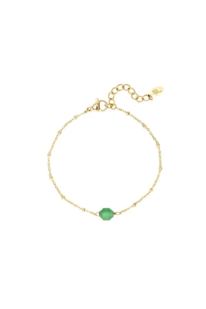 Armband met groene natuursteen en kleine knoopjes - LoveSieraden