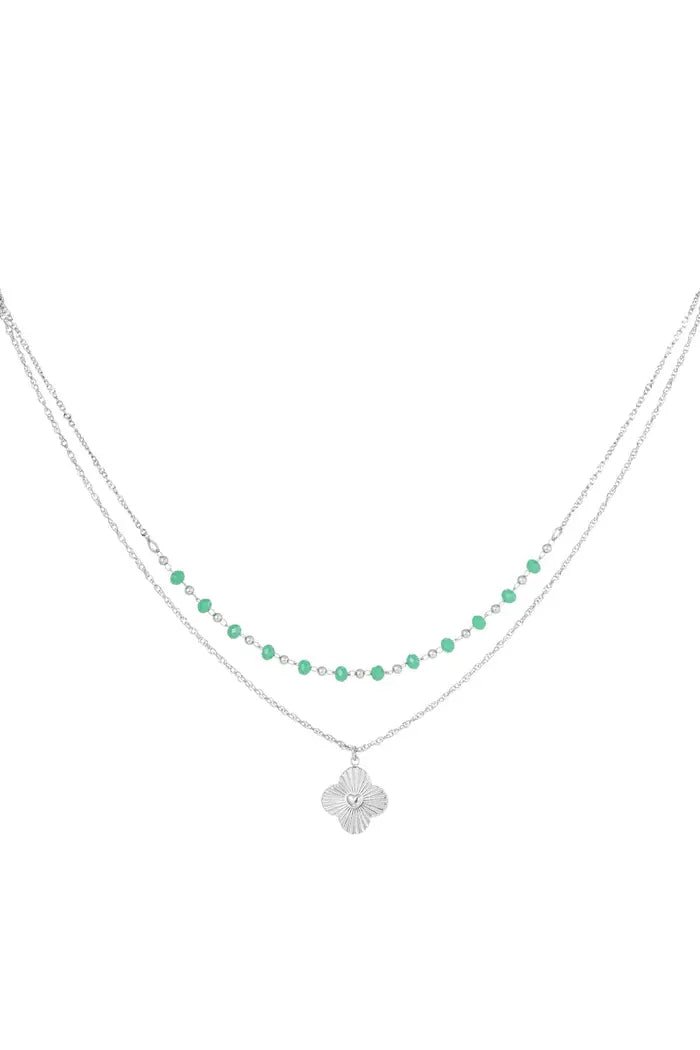 Dubbele ketting met klaver en groene kraaltjes - LoveSieraden