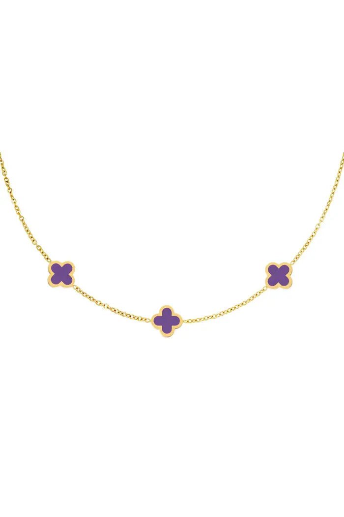 Ketting goud met drie paarse klaverbedels - LoveSieraden