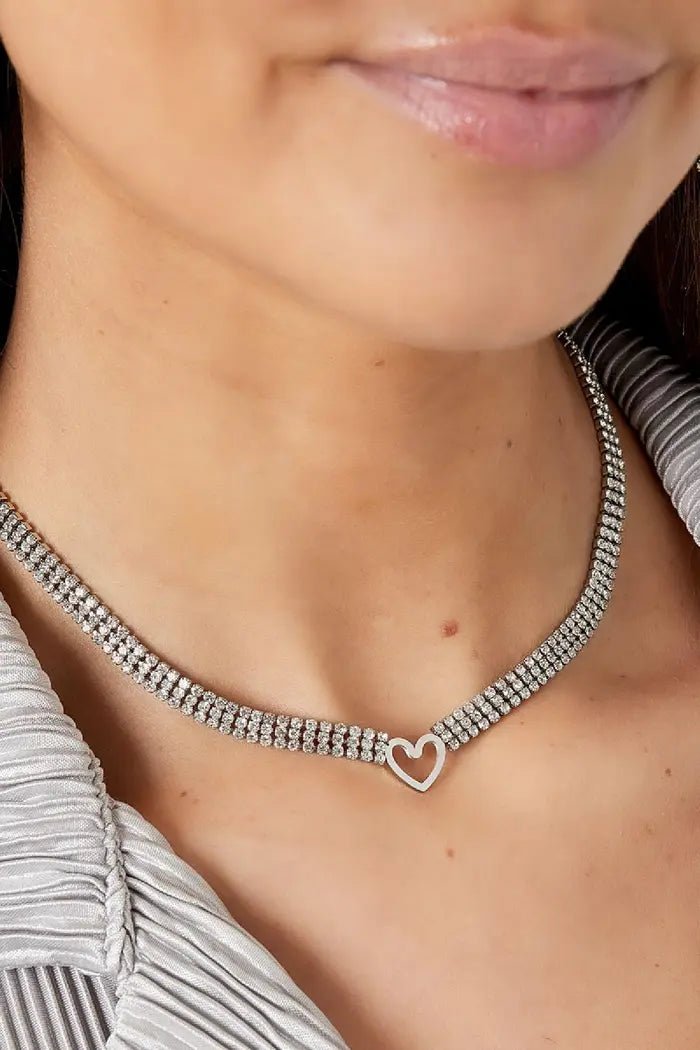 Korte ketting hart met zirkonium steentjes - LoveSieraden