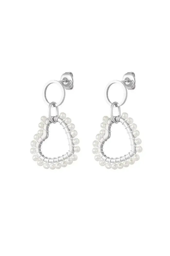 Oorbellen hart design met chique parels - LoveSieraden