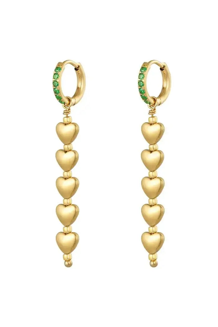 Oorhangers met groene zirkonia steentjes en vijf hartjes - LoveSieraden