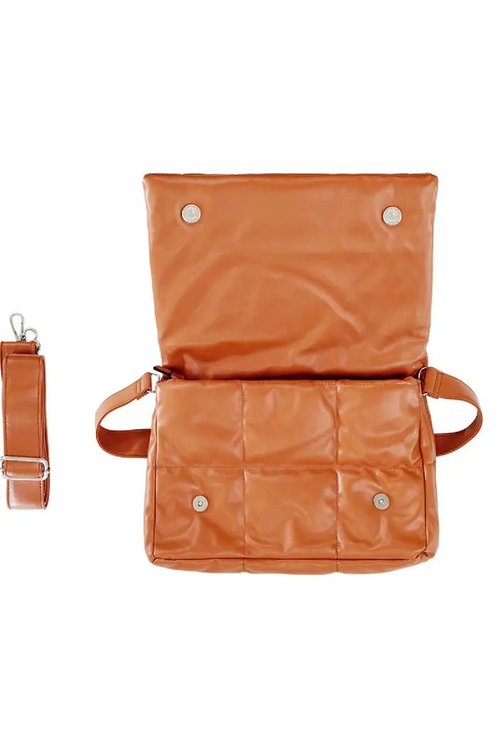 Tas camel kleurig met gestikte details - LoveSieraden